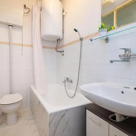 Apartment Cozy In Novigrad With Kitchen Novigrad (Dalmatia)
